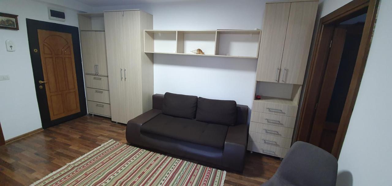 Yla Apartments П'ятра-Нямц Екстер'єр фото