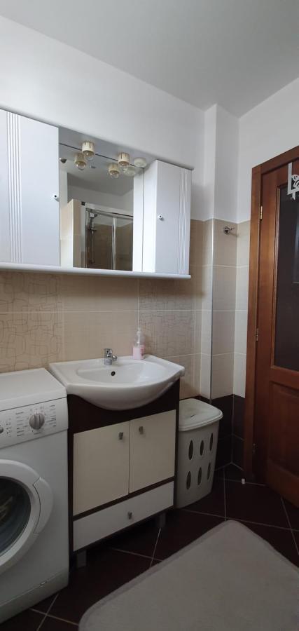 Yla Apartments П'ятра-Нямц Екстер'єр фото